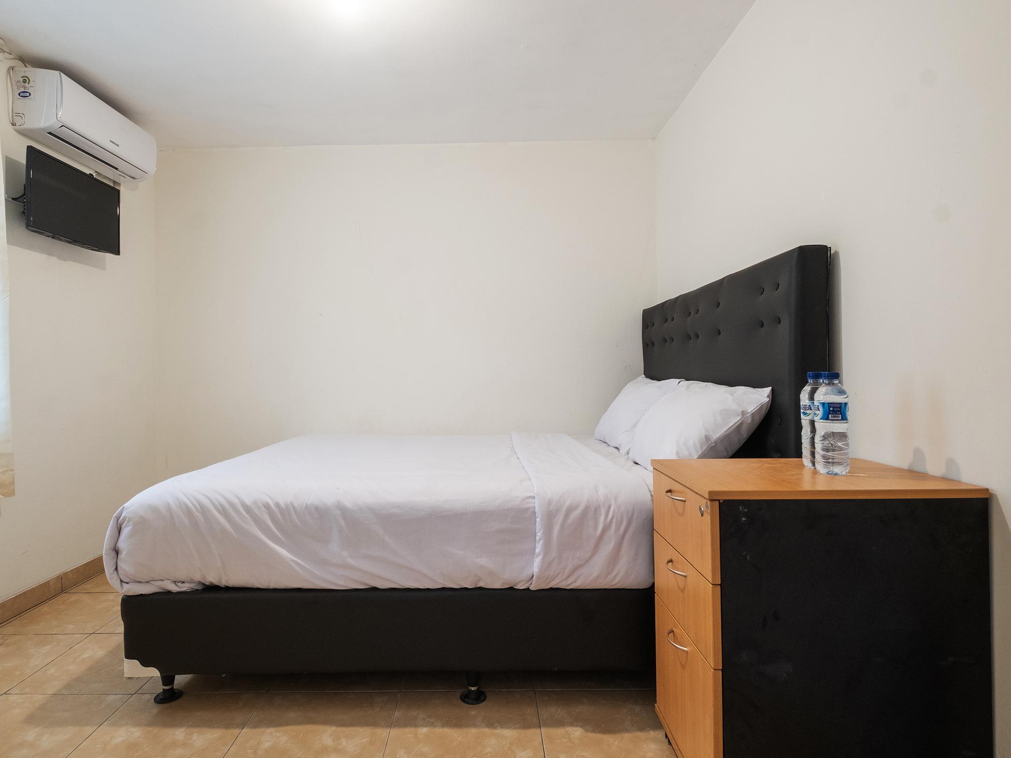 Oyo 2173 Bnv House Babarsari Hotel Maguwo Екстериор снимка