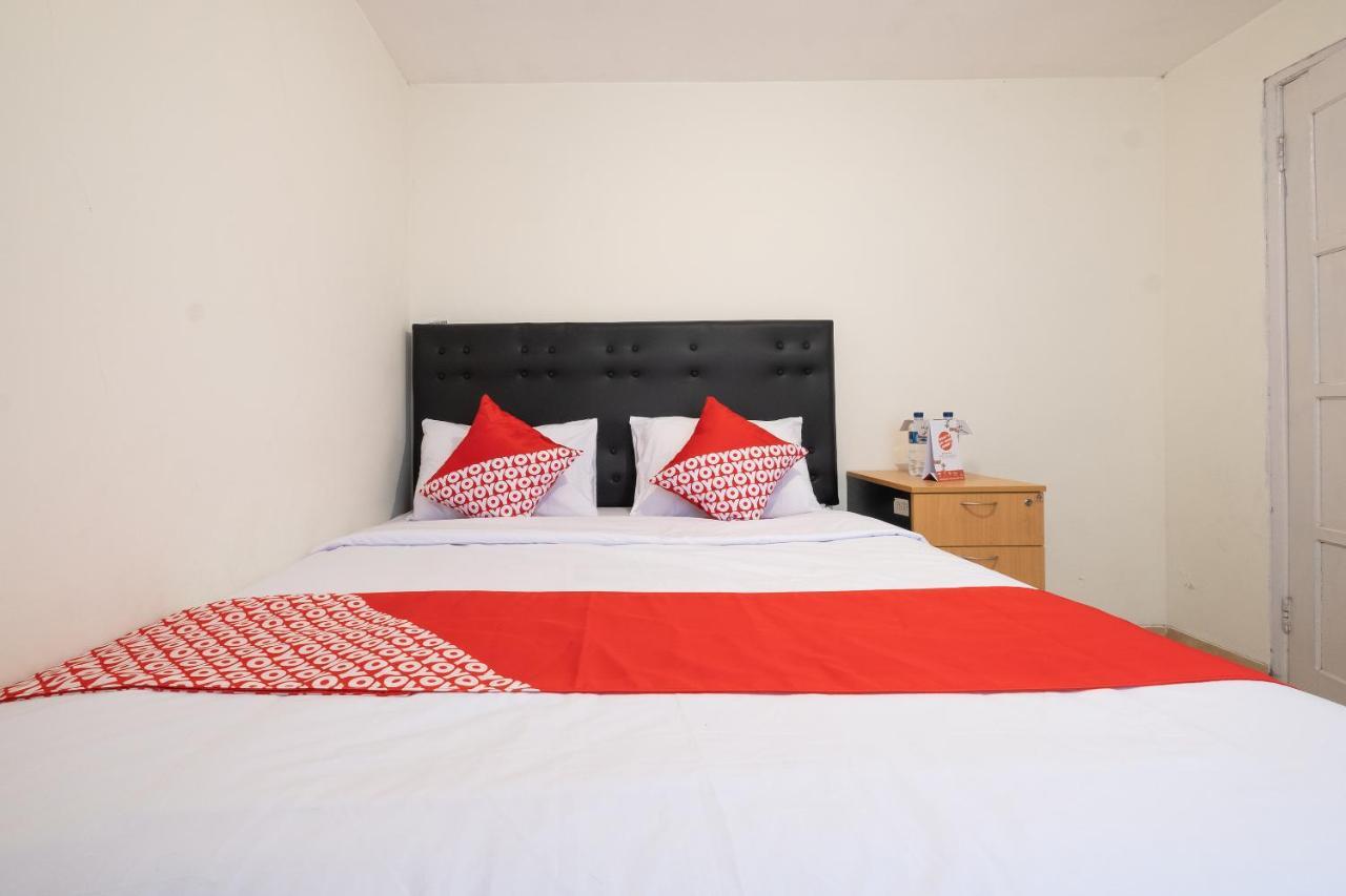 Oyo 2173 Bnv House Babarsari Hotel Maguwo Екстериор снимка