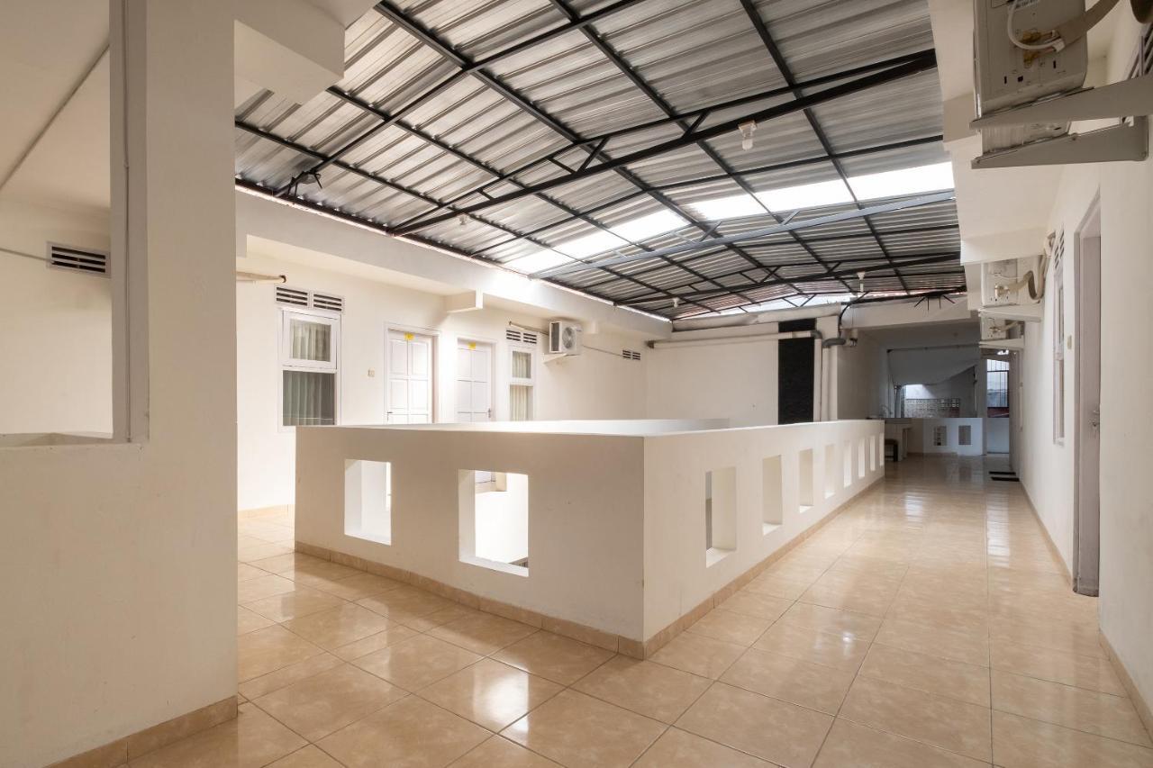 Oyo 2173 Bnv House Babarsari Hotel Maguwo Екстериор снимка